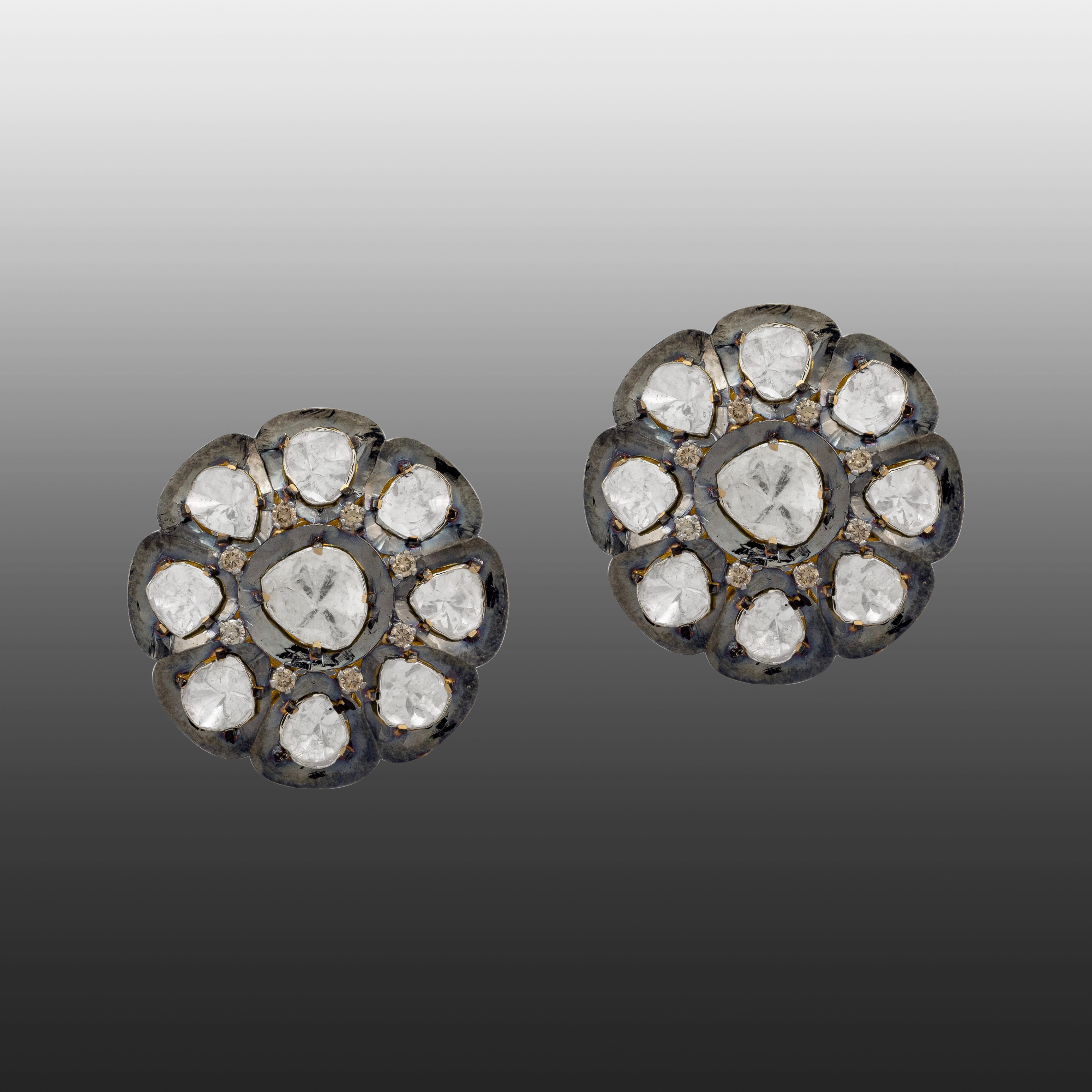 Circular Polki Studs in Black Finish